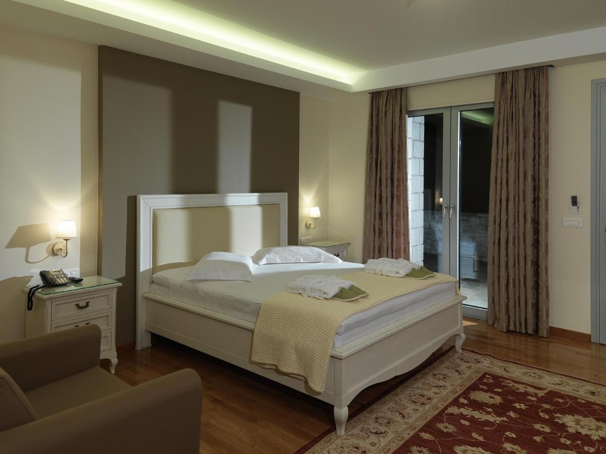 Hondos Classic Hotel & Spa Nestani Eksteriør billede